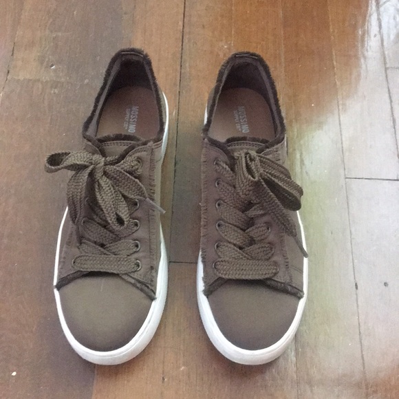 olive green platform sneakers